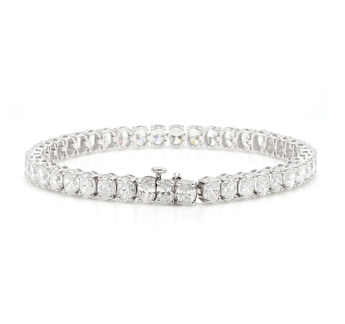 14K WHITE GOLD - LAB DIAMOND OVAL TENNIS BRACELET.