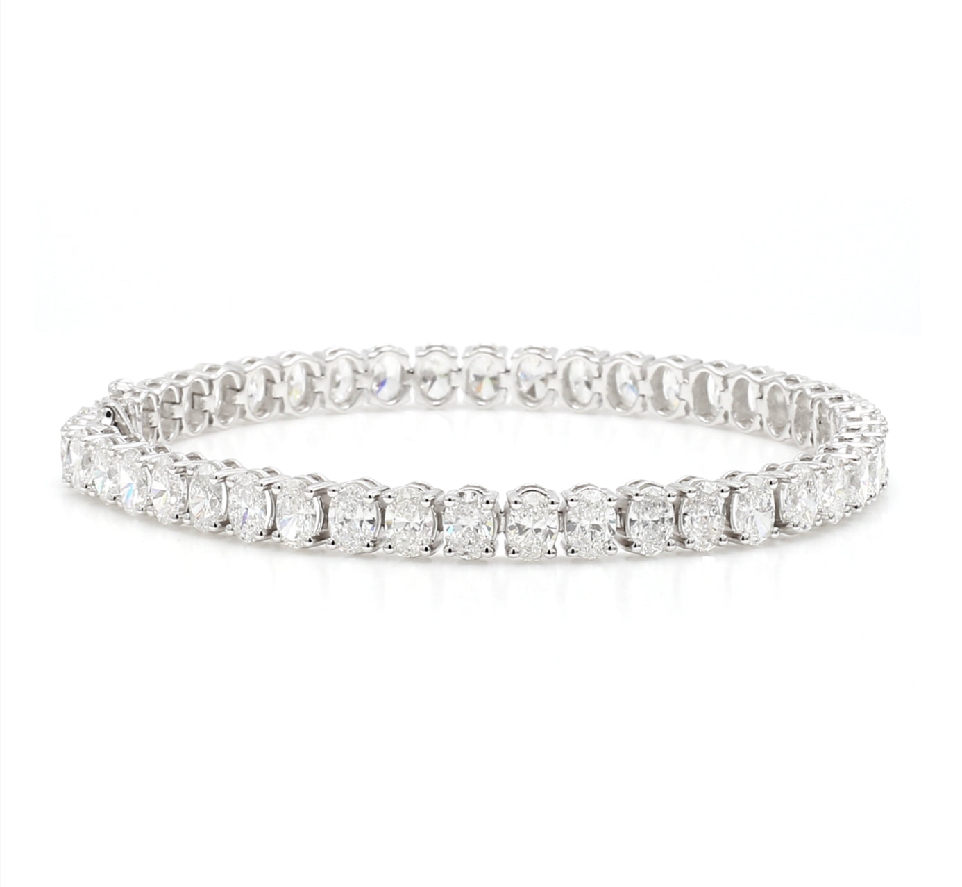 14K WHITE GOLD - LAB DIAMOND OVAL TENNIS BRACELET.